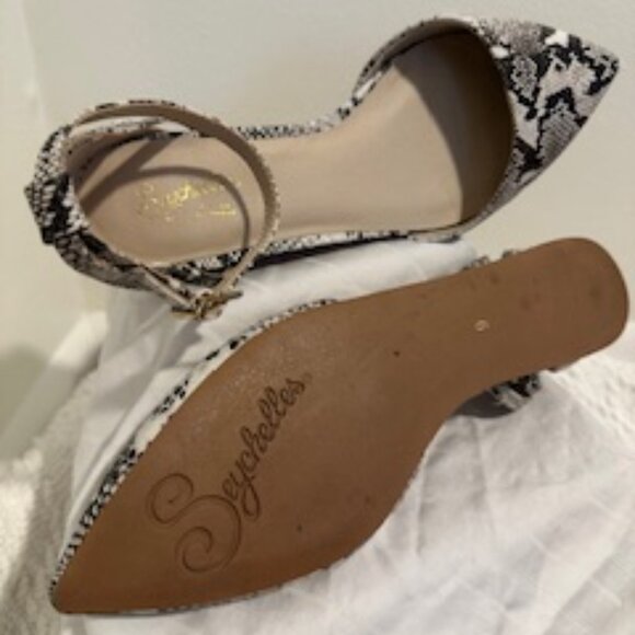 Seychelles Faux Snakeskin Flats - Picture 4 of 4